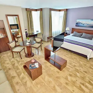 Mercure Alameda 5*