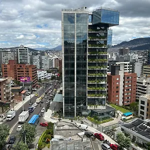 Amplio Loft Duplex Sector Hotelero Y Financiero De Quito