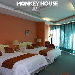 Monkey House Suites * Quito
