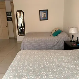 Campus Residencias Oda ve Kahvaltı Quito