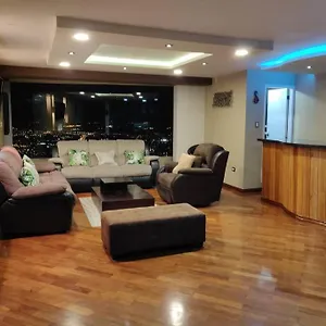 Vista Real Modern View Appartement
