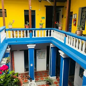 Otel Blue Door Housing Historic Quito
