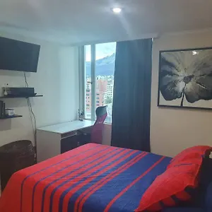 Bella Amoblada, Sector Exclusivo La Carolina. Quito