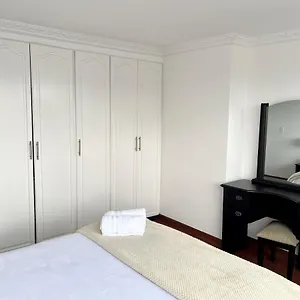 Apartment Amoblada Con Aparcamiento Privado Excelente Vista Y Ubicacion! Sector La Carolina