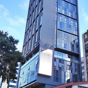 Republica Del Salvador Coliving Ecuador Xoe Quito