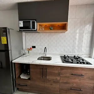 Apartment Mamitas House! Mini Privada Junto Al Metro De Quito