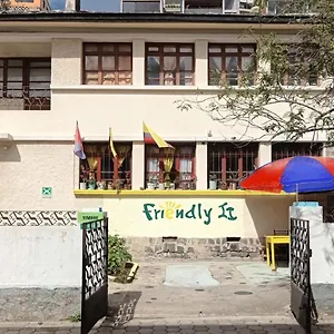 Friendly House & 2 Bed & Breakfast Quito