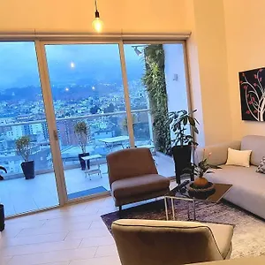 Loft De Lujo Con Cautivante Vista A La Montana Apartment