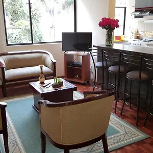 Lujoso Departamento * Quito