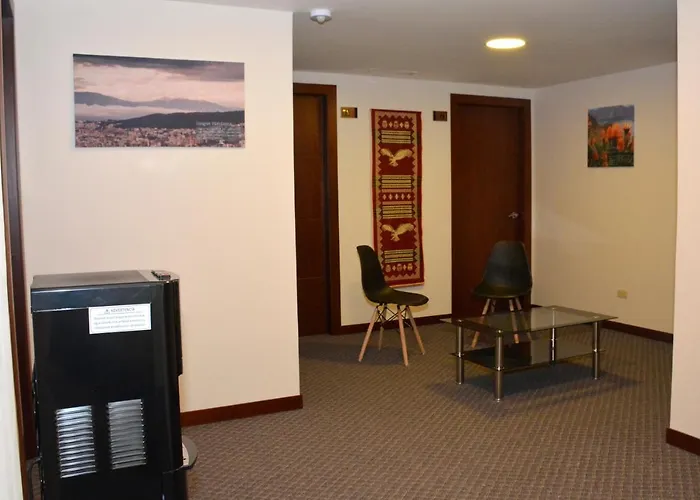 Фото Los Angeles Stay Inn Кито