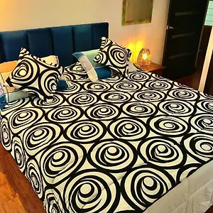Equipada La Carolina - Cama Queen - 6 Almohadas Appartamento *