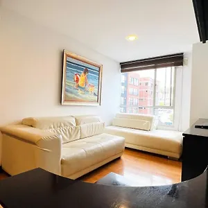 Departamento 3 2 Banos, 2 Tv, Piso Alto, Republica De El Salvador 아파트