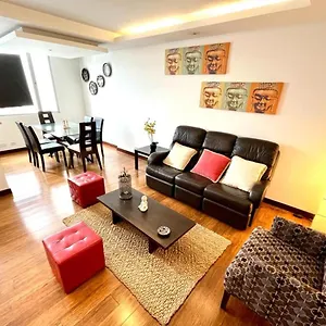 Apartment De Lujo En La Carolina