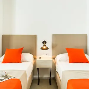 Hotel Quitus Airport *