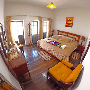 Guest house Colonial House Quito