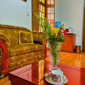 Apartment Colonial Center *