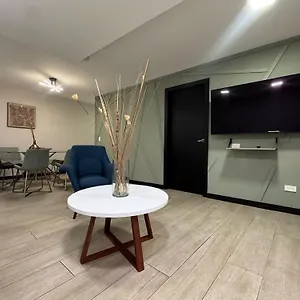 Departamento Centrico Y Moderno Apartment Quito