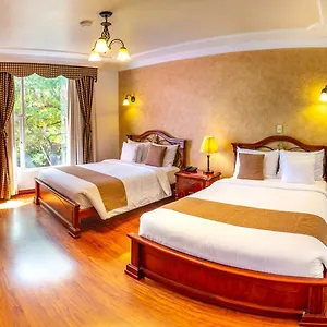 Casa Aliso Boutique 3*