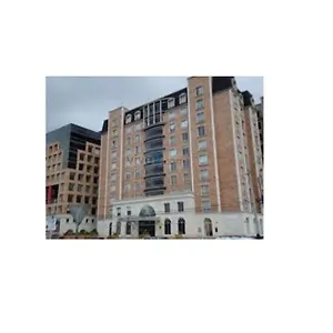 Edificio Parque Real Con Bano Privado *