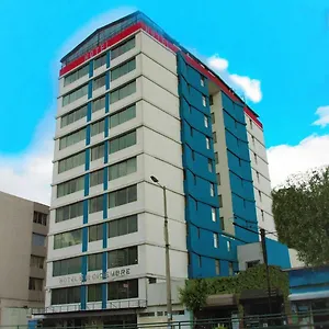 6 De Diciembre Otel