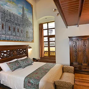 La Basílica Hotel