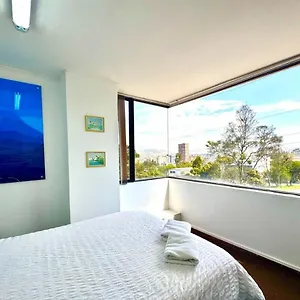 Departamento Familiar Junto Al Quicentro Norte * Quito